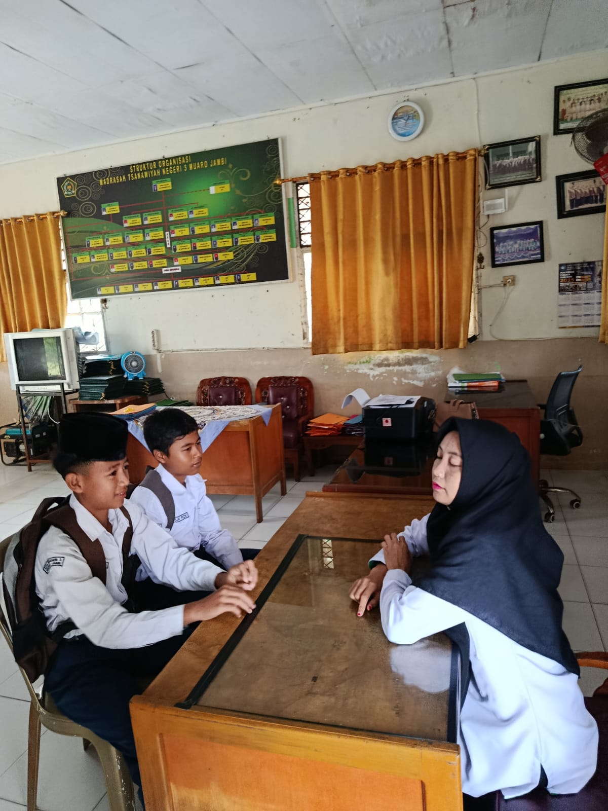 MTsN 3 Muaro Jambi Gelar Daftar Ulang Siswa Kelas VIII dan IX Tahun Pelajaran 2025/2026