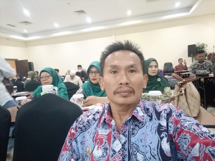 Kepala MTsN 3 Muaro Jambi Ikuti Penguatan Manajemen Berbasis Sekolah Bersama Kasi Penmad Kota Jambi