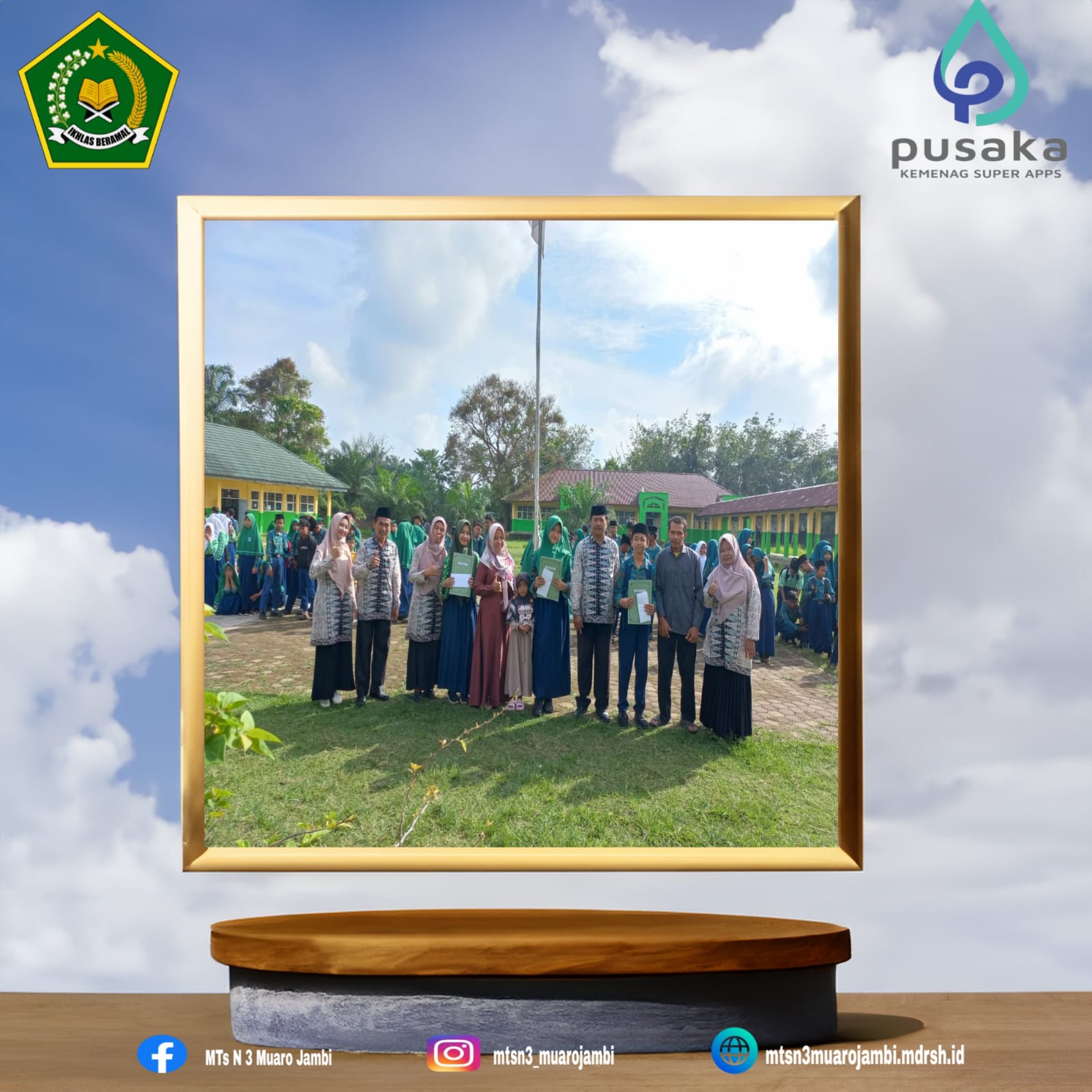 Pembagian Rapor Semester Genap TP 2024/2025 di MTsN 3 Muaro Jambi, Tiga Siswa Raih Juara Umum