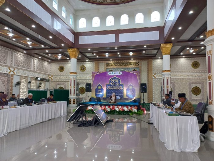 Siswa-Siswi MTsN 3 Muaro Jambi Antusias Saksikan Cabang Tilawatil Quran Golongan Qiraat di Masjid Istiqomah Sengeti
