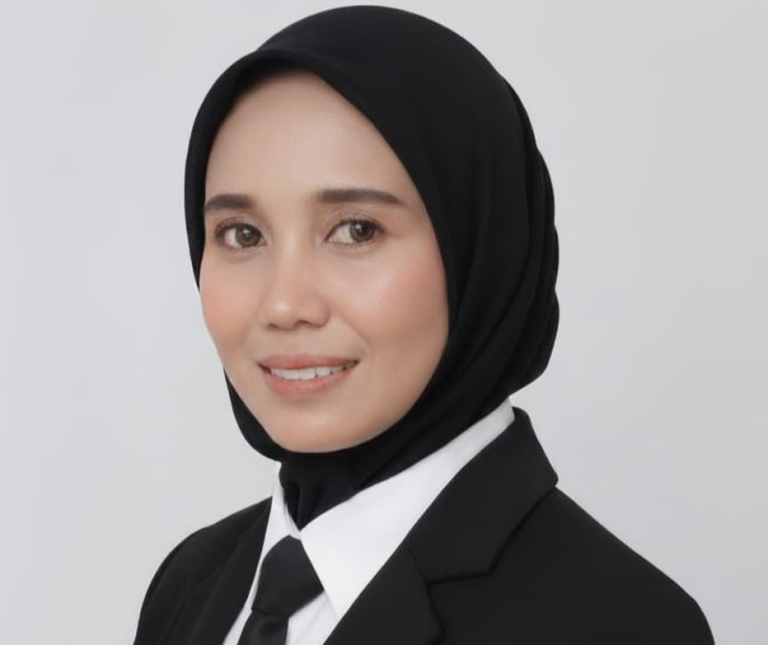 Susilawati : Tetap Mendampingi Tim Tari MTsN 3 Muaro Jambi Meskipun di Hari Libur