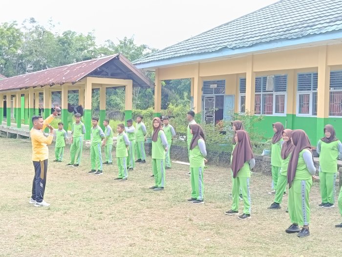 Supervisi Pembelajaran Penjas di MTsN 3 Muaro Jambi: Tingkatkan Kualitas Pembelajaran Lewat Materi Tolak Peluru