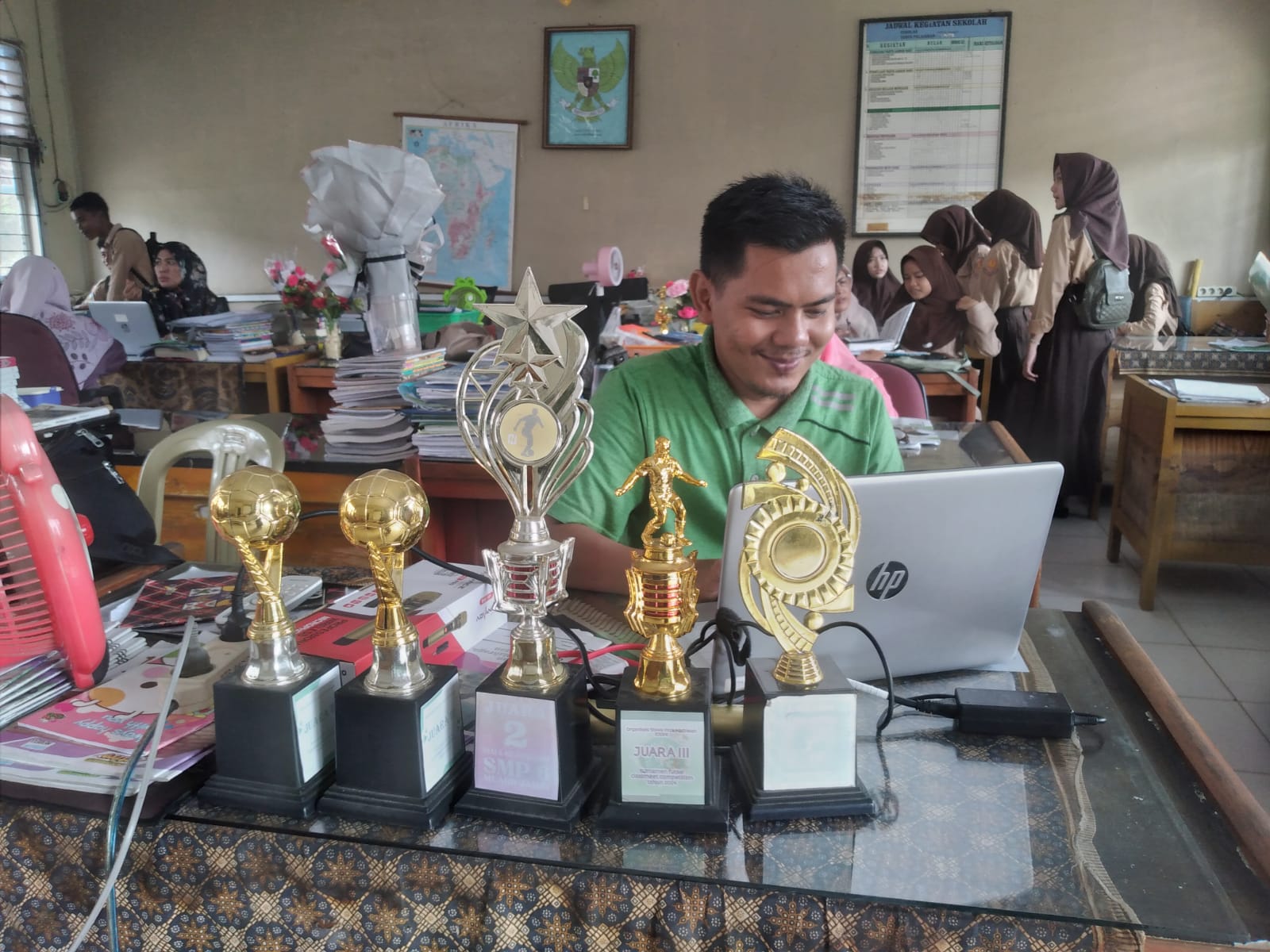 Guru MTsN 3 Muaro Jambi Antusias Ikuti Pelatihan PINTAR Kemenag