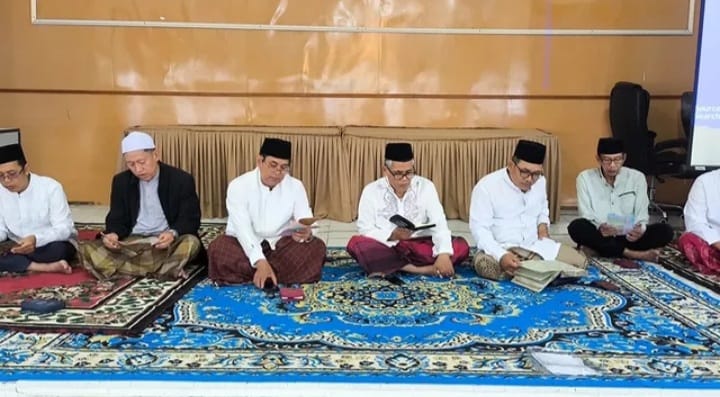 Kepala MTsN 3 Muaro Jambi Ikuti Khataman Al-Qurâ€™an dalam Peringatan Nuzulul Qurâ€™an di Kemenag Muaro Jambi