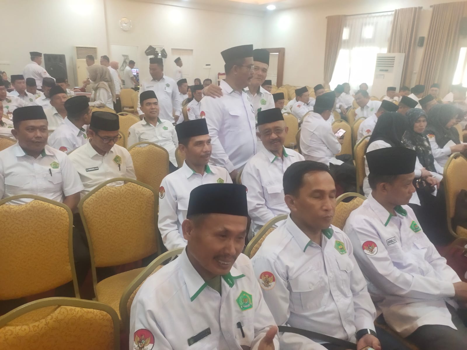 Kepala MTsN 3 Muaro Jambi dan Kepala Madrasah Lainnya Terima Surat Tugas Ikuti Rakor KKM se-Provinsi Jambi