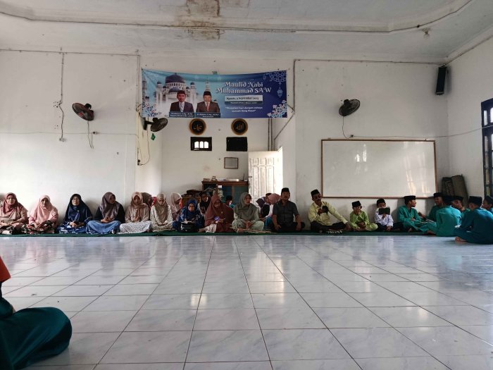 Yasinan Rutin Setiap Jumat, MTsN 3 Muaro Jambi Perkuat Karakter Religius Siswa