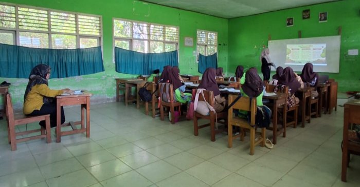 Mahasiswa PLP UIN STS Jambi Laksanakan Ujian Kedua Mata Pelajaran SKI di MTsN 3 Muaro Jambi