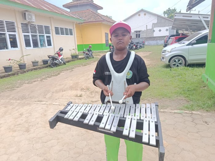 Semangat Membara, Tim Drumband MTsN 3 Muaro Jambi Latihan Menjelang Lomba