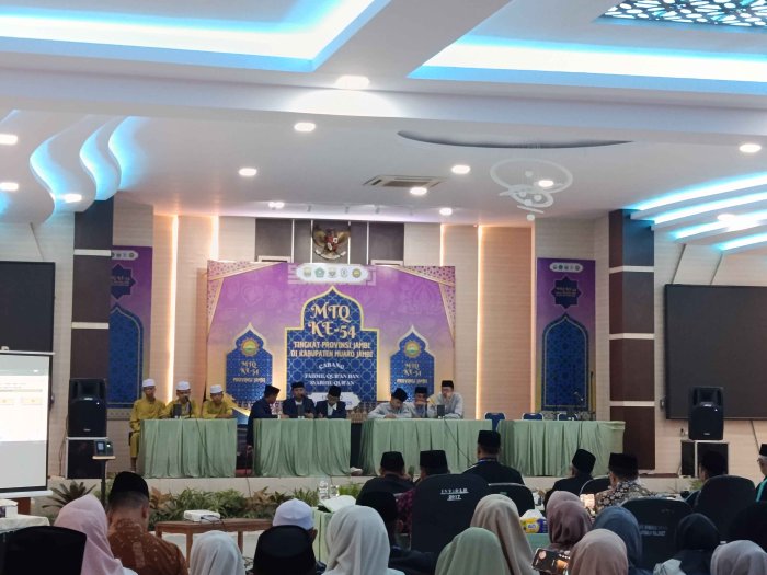 MTsN 3 Muaro Jambi Ramaikan Cabang Fahmil Quran di Gedung Kantor Bupati Muaro Jambi