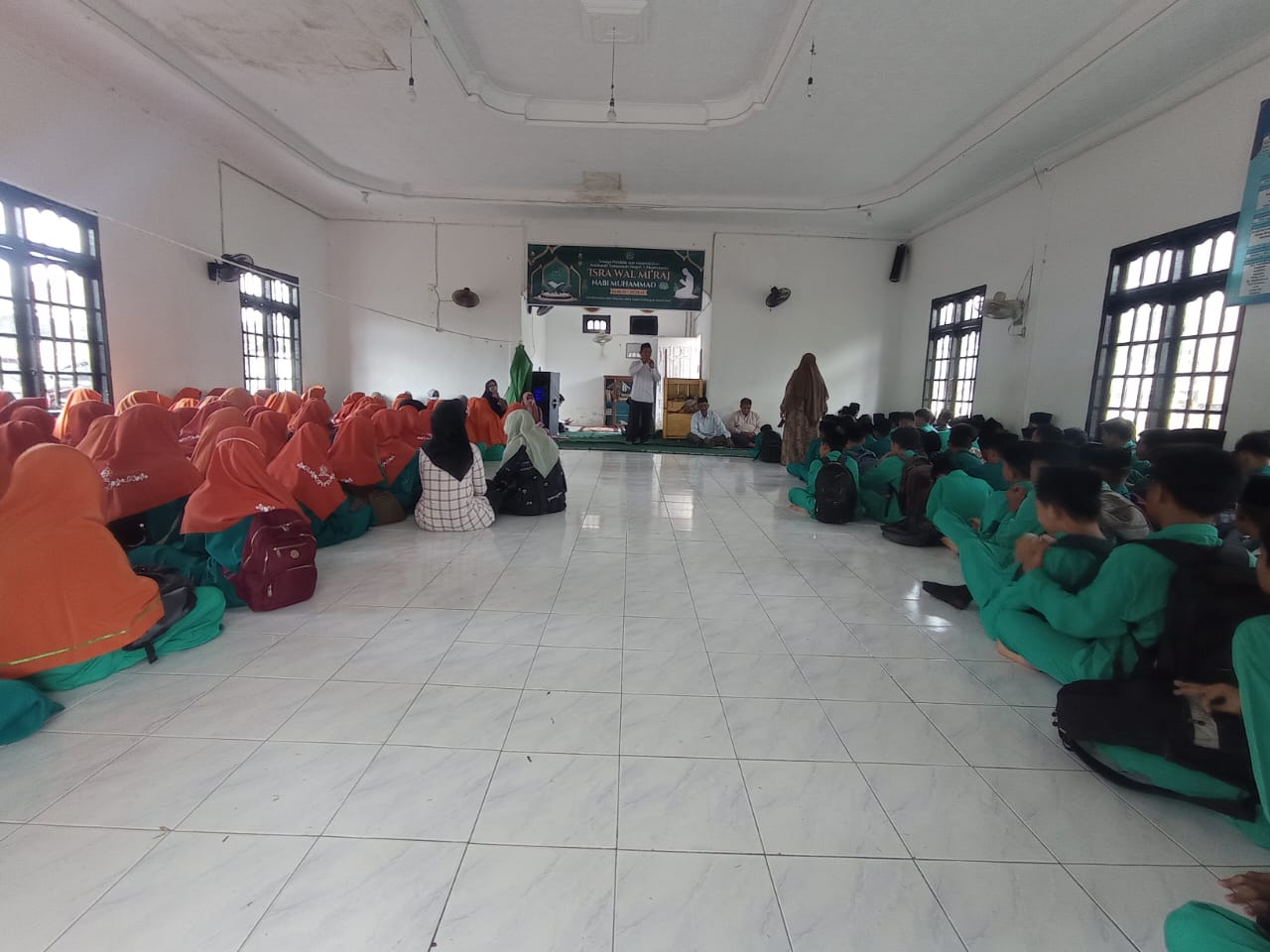 Tausiah Ramadhan oleh Kepala Madrasah MTsN 3 Muaro Jambi: Menguatkan Iman dan Menjaga Keharmonisan Selama Bulan Suci