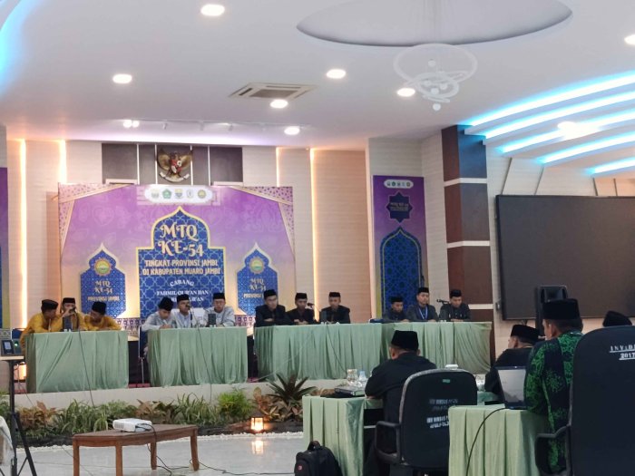 Setia Hingga Akhir, MTsN 3 Muaro Jambi Meriahkan Cabang Fahmil Quran Putra