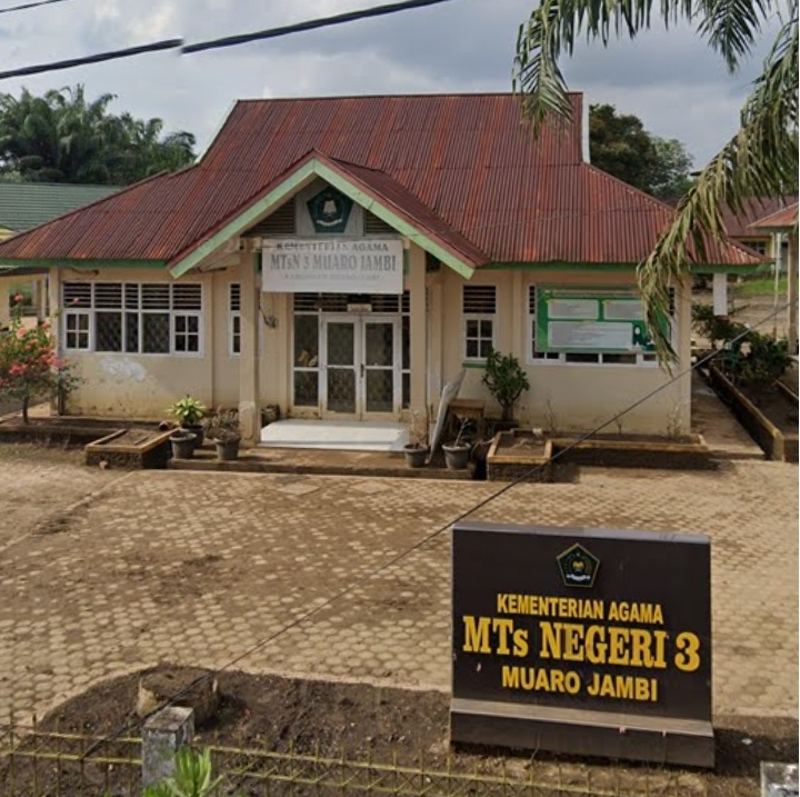 Kepala MTsN 3 Muaro Jambi, Kardono Z., Himbau Kesiapan Madrasah Jelang Libur Idul Fitri  