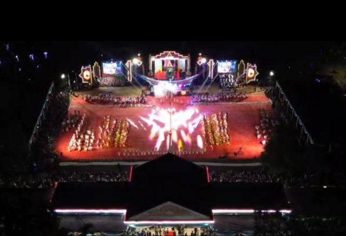 Guru, Staf, dan Siswa MTsN 3 Muaro Jambi Berduyun-duyun Hadiri Pembukaan MTQ ke-54